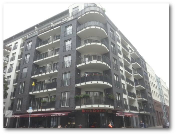Berlin, Lützowstraße, Wohnungen und Gewerbe